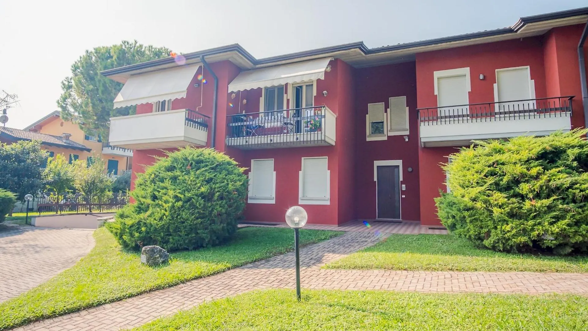 Sweet Garden Apartment - Italian Homing Sirmione İtalya